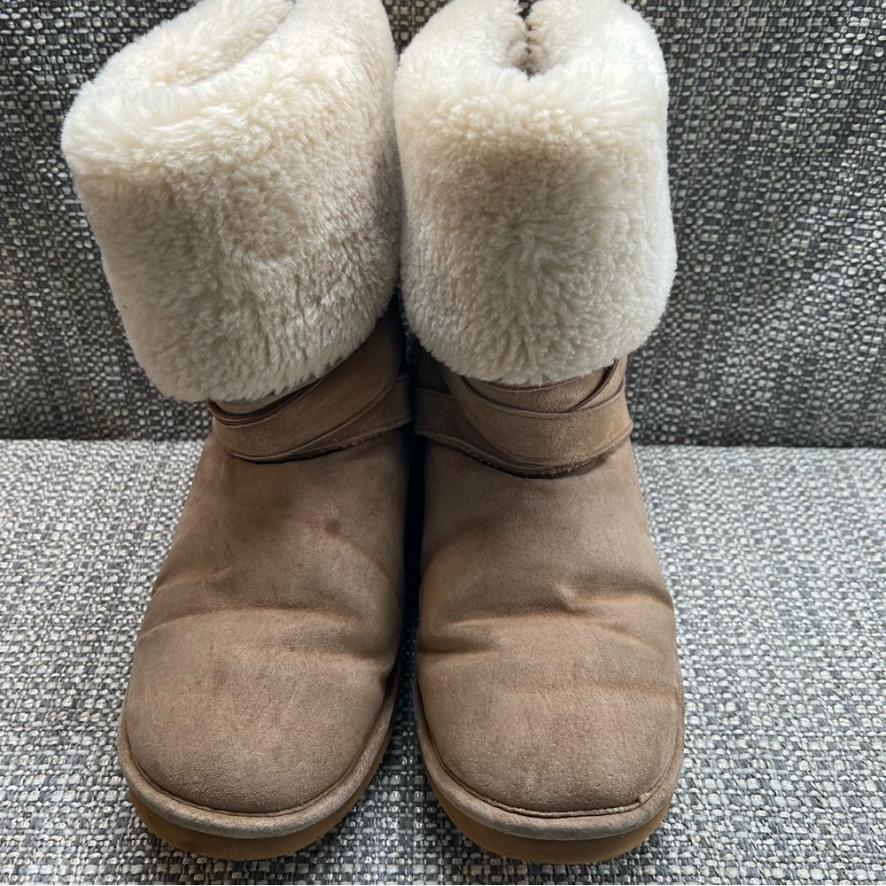 LAM. Juniper Women's Boots Size 9 Tan Suede Leather